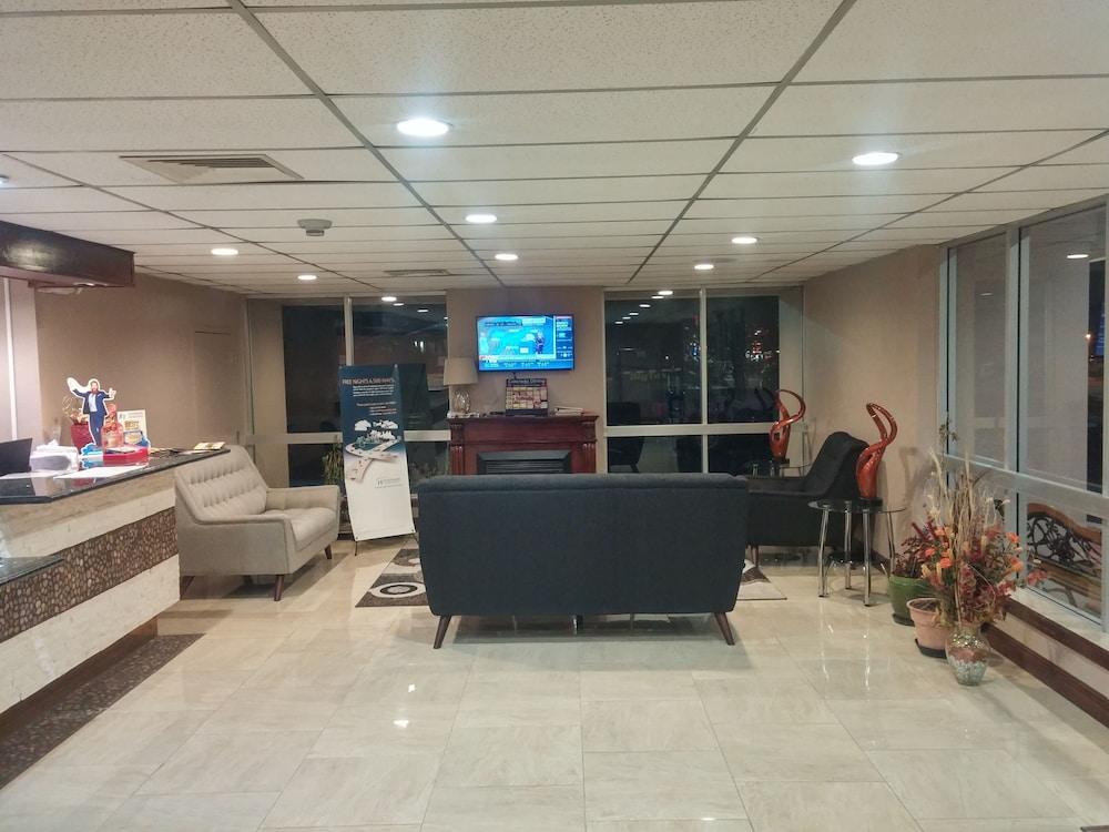 Ramada By Wyndham Grand Junction Hotell Eksteriør bilde