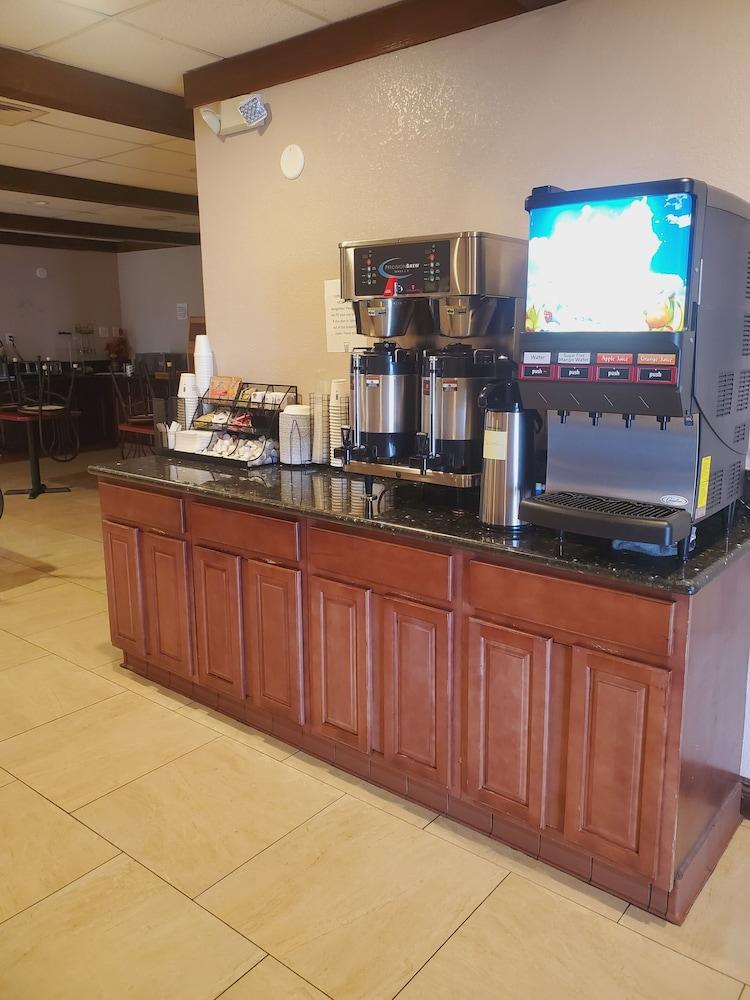 Ramada By Wyndham Grand Junction Hotell Eksteriør bilde